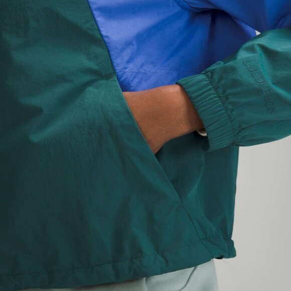 🌟 LULULEMON EVERGREEN CROPPED FULL-ZIP ANORAK WINDBREAKER HOODIE NWOT 🌟 - Picture 4 of 7